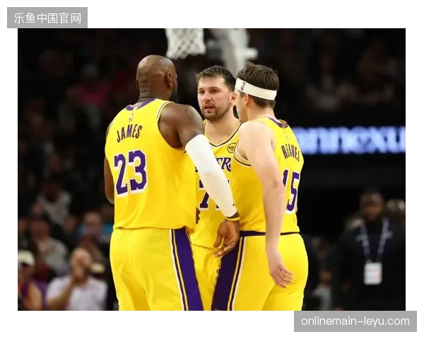 ESPN评论员杰威廉斯指出，东契奇的高失误率是其领导下的湖人队战术体系的致命缺陷